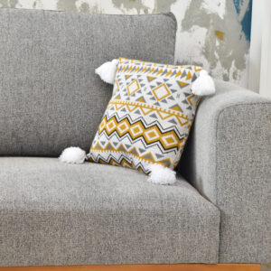 کاور کوسن طرح آوادان رنگ سفید خردلی